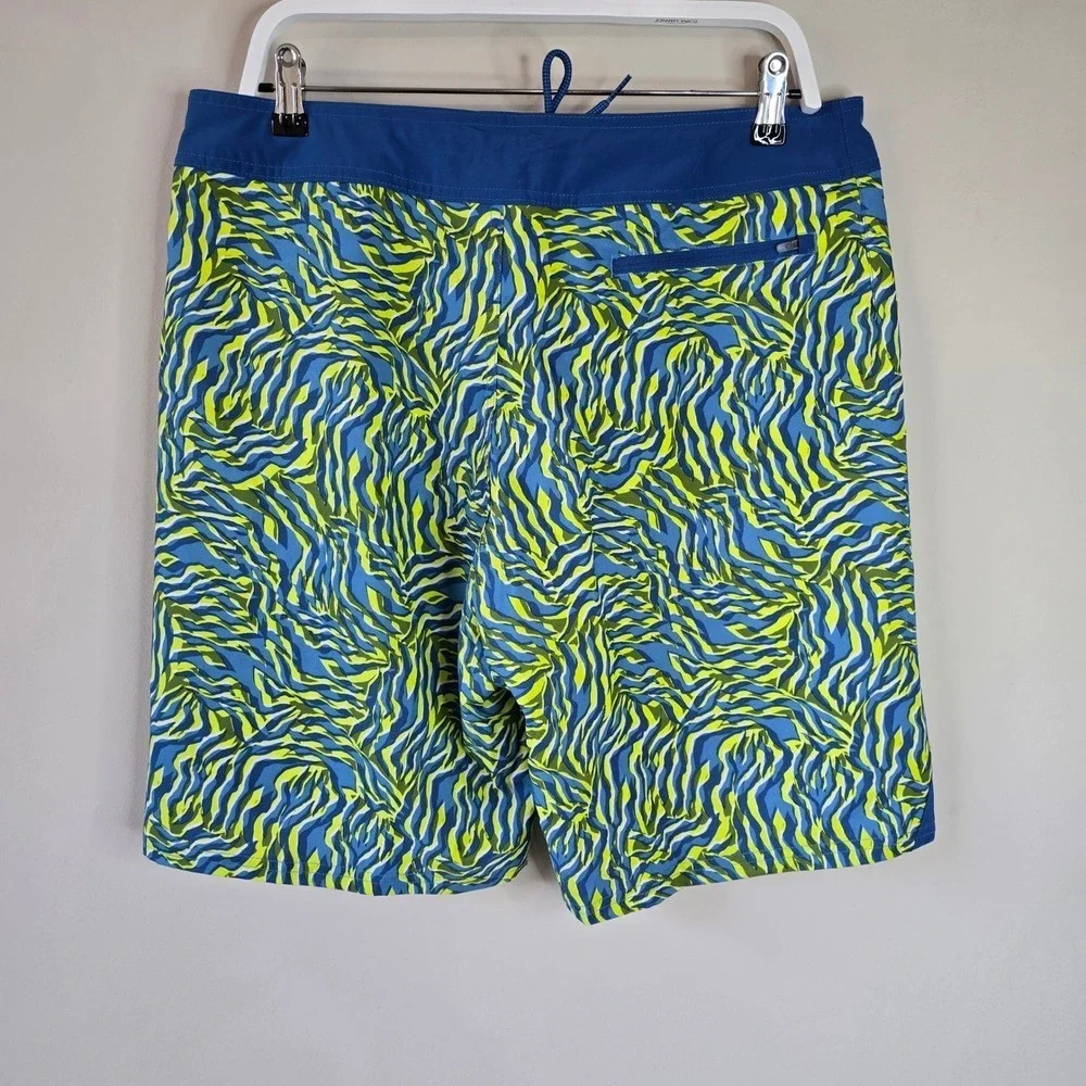 Nike Swim Shorts Men's Size 34 Blue Yellow Zebra Print Board Shorts